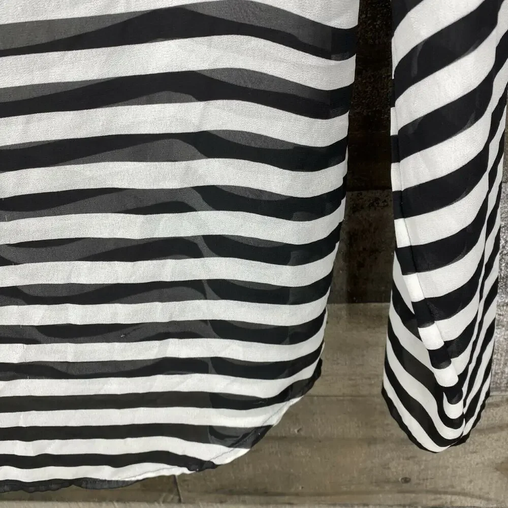 Ann Taylor Black and White Striped Long Sleeve Top - Picture 4 of 7